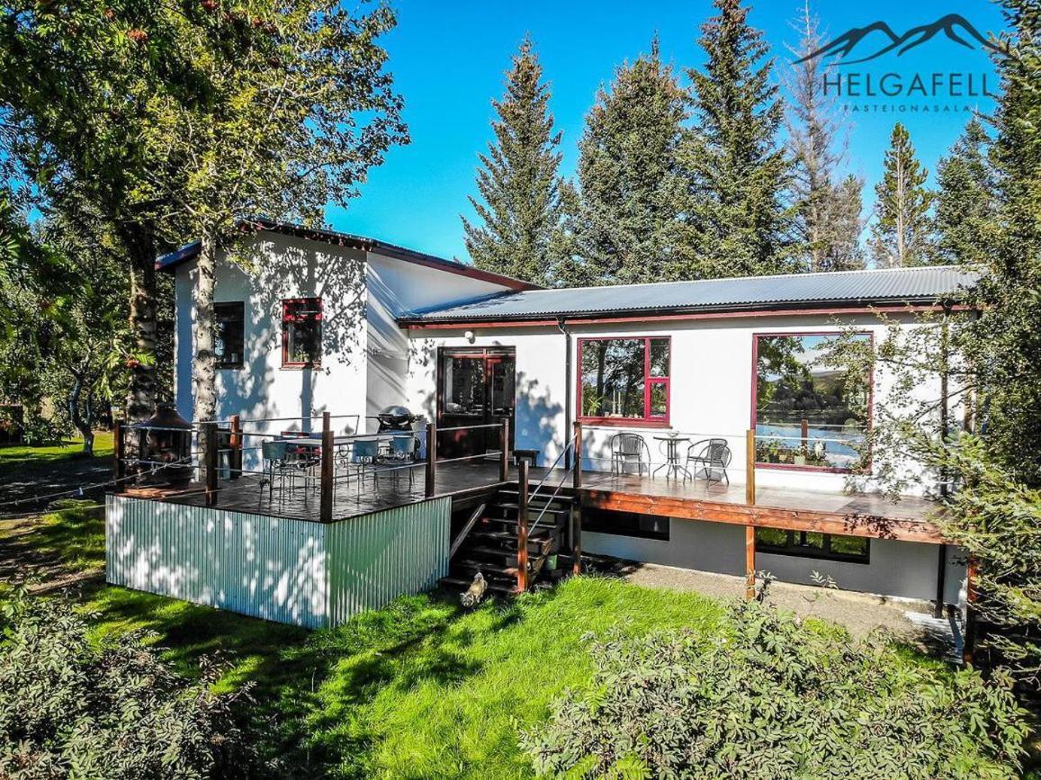Laugaras Homestay Exteriör bild